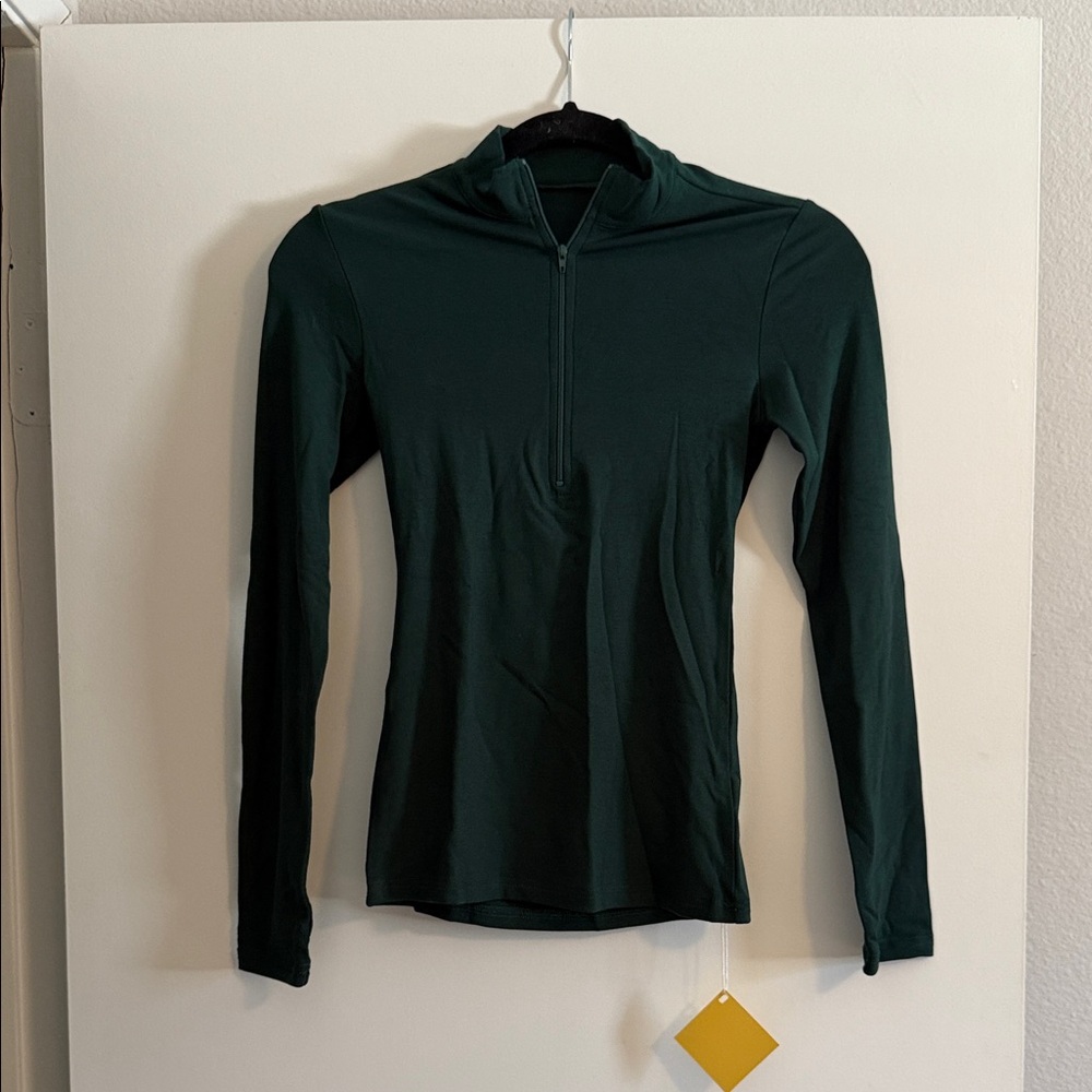 Women's Green Long Sleeve Top